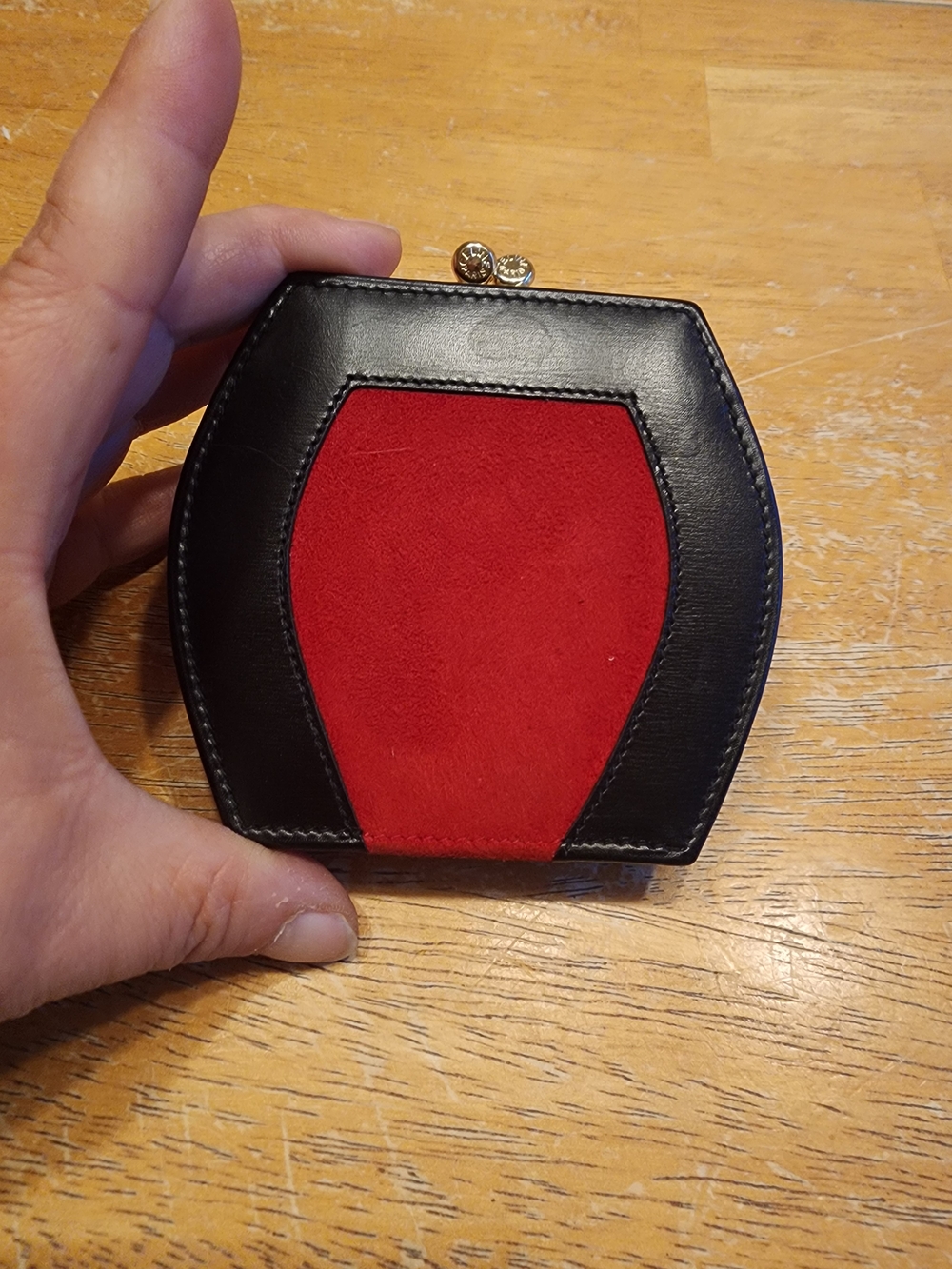 vintage Celine coin case featuring red suede and black leather Circa 1970's-1980 - Picture 2 of 16